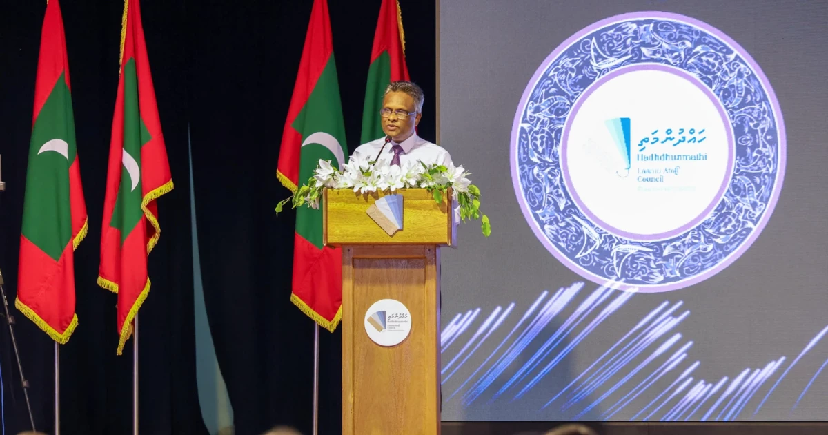 Laamarukazee nizaamu furihama vaanee councilthakah iguthisoadhee baaru libigen: Azim