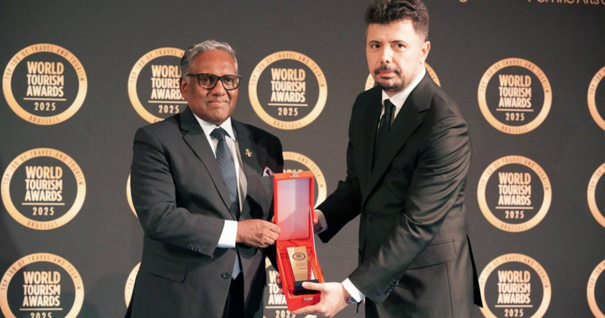 Dhuniye ge 'Best beach destination' award raajje ah