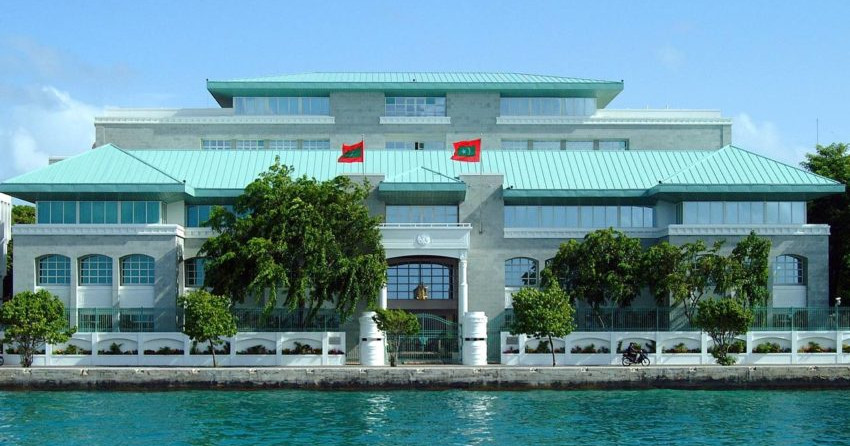 November 2 akee sarukaaru bandhu dhuvaheh kamah kandalhaifi