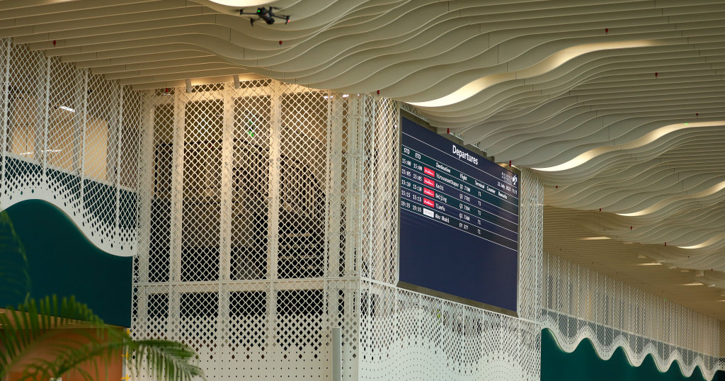 bml in, furaa meehun ah gendhiya 100,000 usd feyrigenfi, bodu breach eh