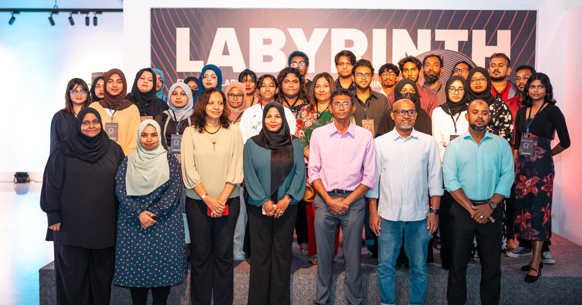 LABYRINTH Art Exhibition Fashaafi: Nafsaani Dhulha heyokamah Ali Alhuvaalani