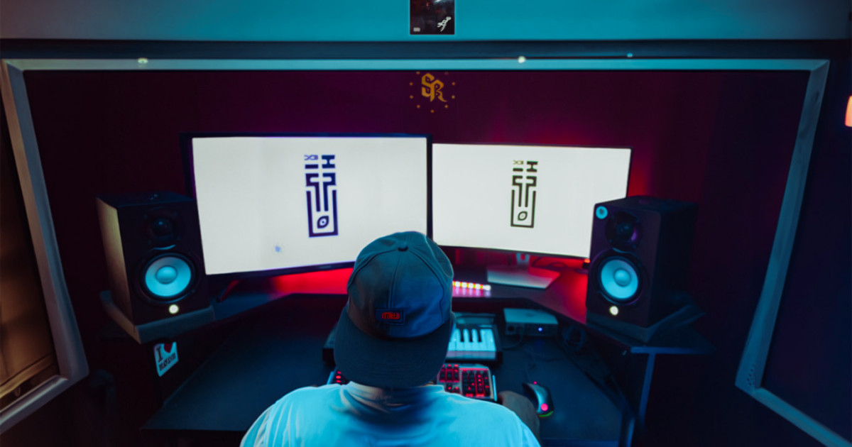 SR ge aa album ''dholhas'' nerefi