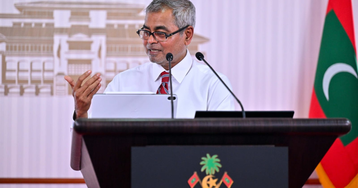 Magu hadhaa iru gass kandan jehey, ekamaku maa ginain gass indhaanan: Vazeeru