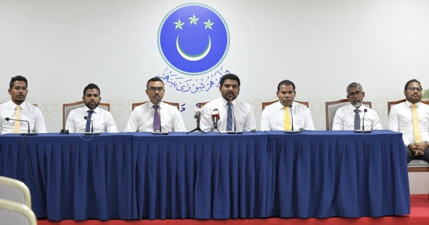Dhaurun beyrun jalsaathah gaanoonuasaasee aa hilaafu kamah bune jalsaathah boycott kuran MDP'in nimmaifi