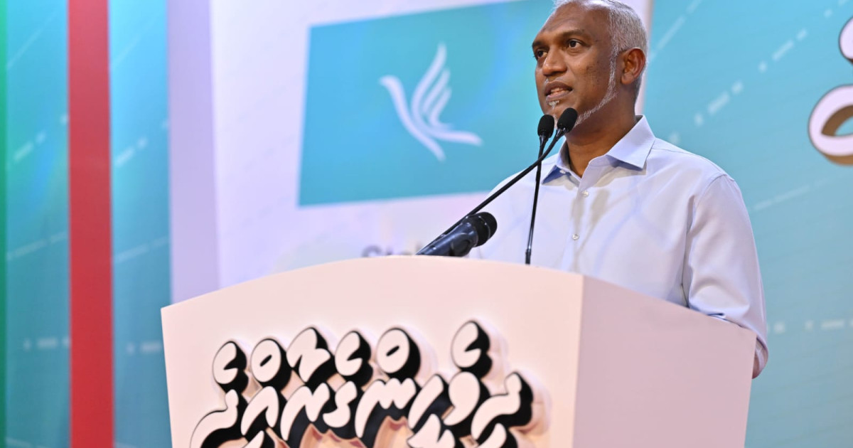 Sarukaarah council thah dheyn vee dheenaa fikuru ge bayakah council thah nudheyn: Raees