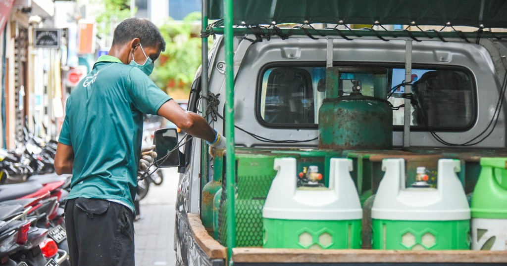 Gas Shipment akah dhehki faisaa gellunu massala majileehuge committee ah