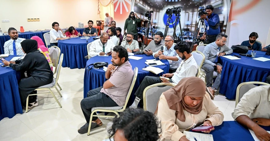Amilla 40 media akah 27 million ruffiya dhookohfi
